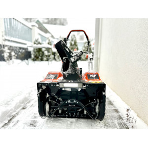 Аккумуляторный снегоуборщик YARD FOX BASIC 4625E