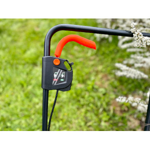 Электрическая косилка YARD FOX EL 3330